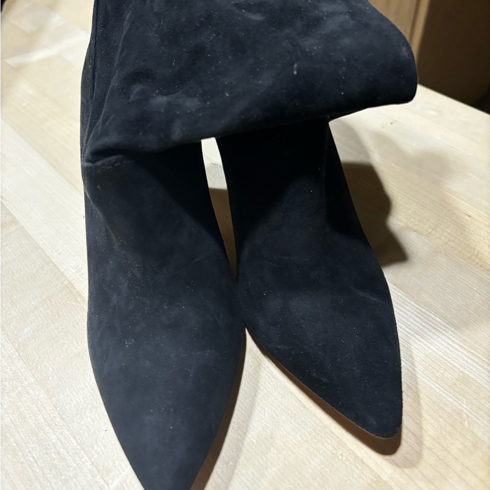 Vince Camuto PULL ON Black Booties